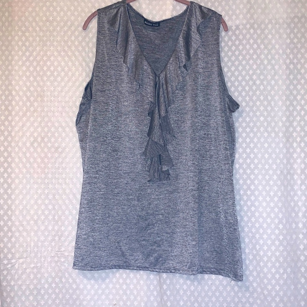 GRAY RUFFLE TOP